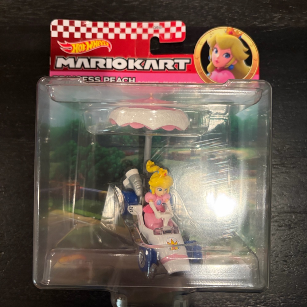 Hot Wheels Princess Peach Kart with Pink and White Design